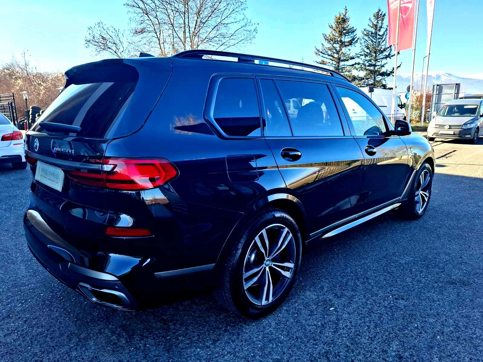 BMW X7 M50i V8 / 6+ 1 Места / В Гаранция до 09/2027