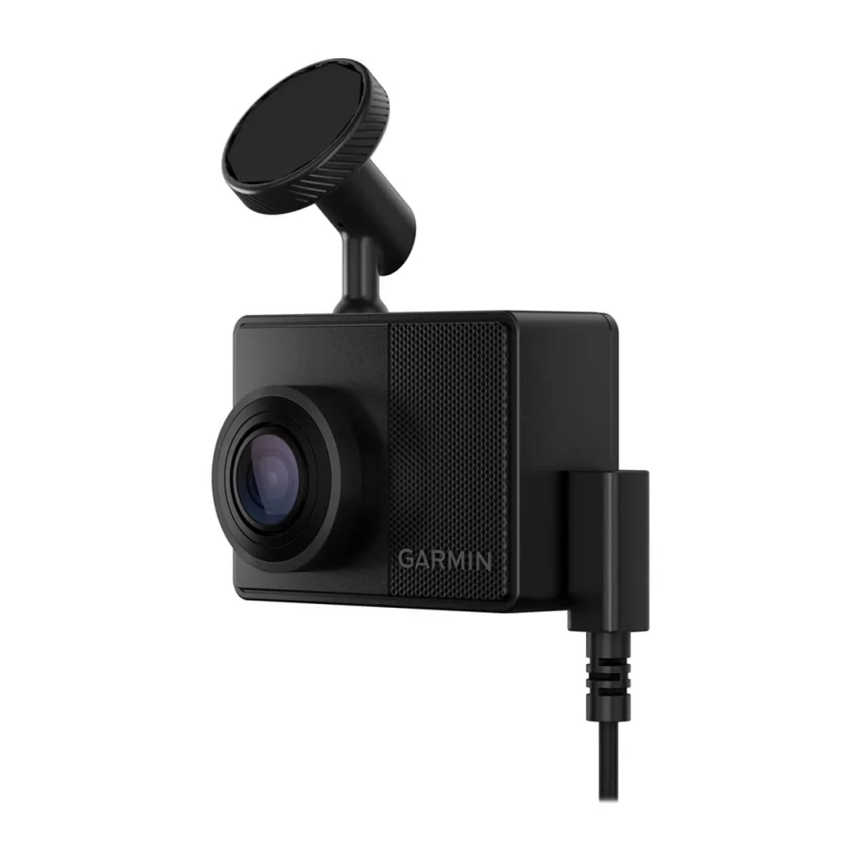 Видеорегистратор Garmin DashCam 67W