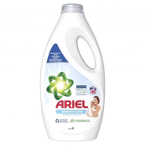 Ariel Sensitive Skin, 40 изпирания, 2л. + омекотител Lenor Sensitive, 48 изпирания, 1.2л.