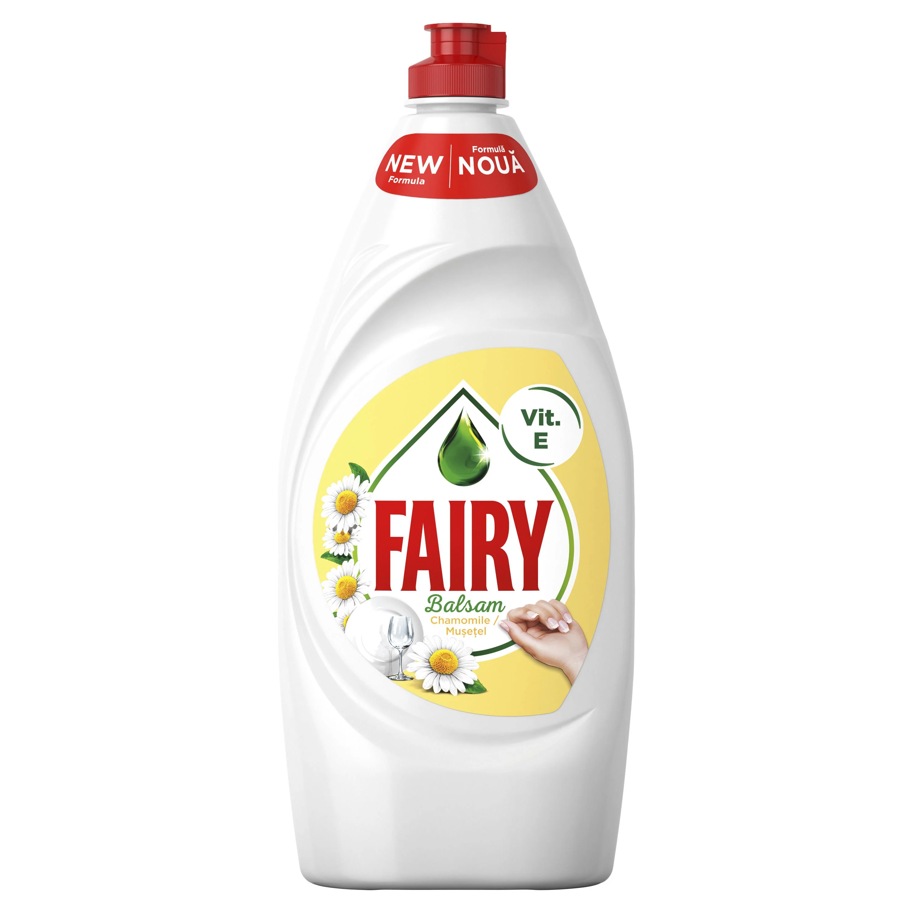 Fairy Sensitive Chamomile & Vitamin E, препарат за миене на съдове, 900 мл.
