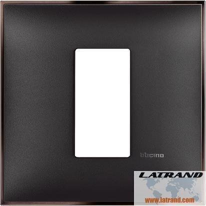 Rahmen SCHWARZ MIT NICKEL 1 Mod. DEUTSCHER STANDARD für Montage auf Trägerrahmen 2 Mod. Classia Bticino - R4801BH