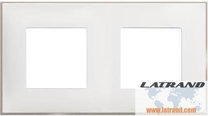 Cornice BIANCO SATINATO 2x2 mod. STANDARD TEDESCO per montaggio su telai portanti 2x2 mod. Classia Bticino - R4802M2WS