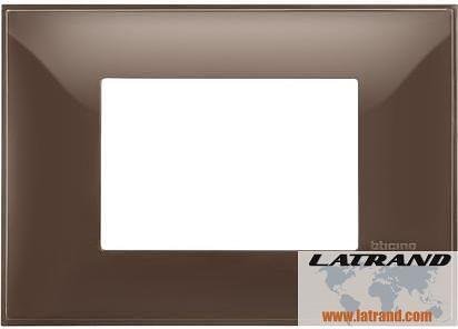 Rahmen MOCHA 3 Mod. ITALIENISCHER STANDARD für Montage auf Trägerrahmen 3 Mod. Classia Bticino - R4803MK