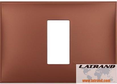 Cornice Terracotta 1 modulo Standard Italiano per montaggio su telaio portante 3 moduli Classia Bticino - R4803M1SF