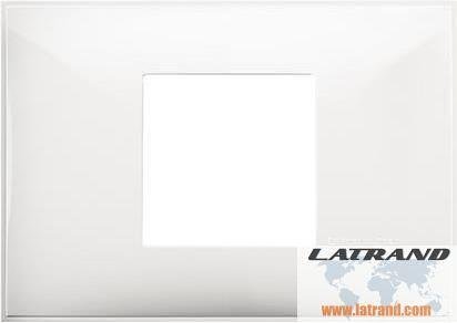 Frame WHITE 2 modules ITALIAN STANDARD for mounting on support frame 3 modules Classia Bticino - R4819RW