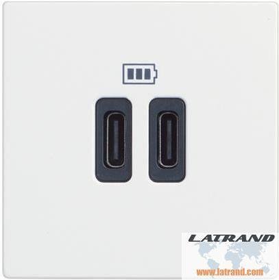 Enchufe 2xUSB para carga tipo C 5V 3A 2 mod. color Blanco Classia Bticino - RW4286C2