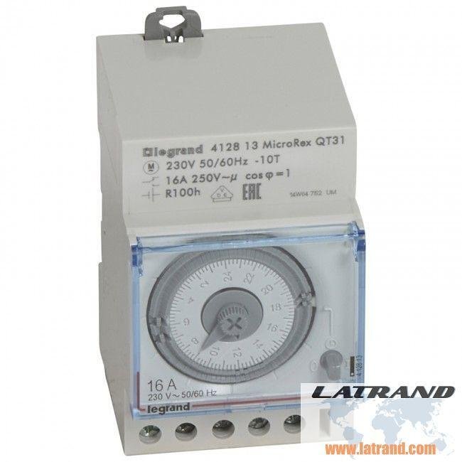 DIN Timer 24h 16A changeover 1NO/1NC 240 minutes minimum interval, 100h reserve 3 modules - 412813 grey