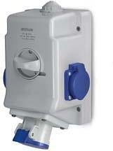 Industrieller kombinierter Anschluss 2P+E 16A+2x Schuko und Schalter 0/I IP54 Serie Optima Combi Scame-513.1653-2DNS