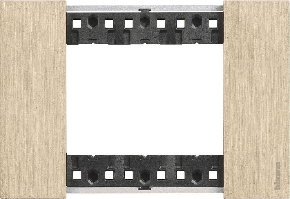 Cadre 3 modules métal couleur Or (Gold) Living Now Bticino - KA4803ZW