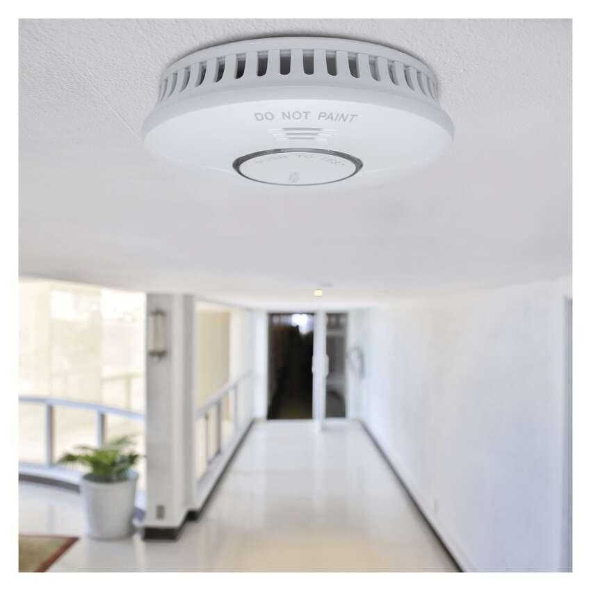 Senzor fără fir pentru fum cu sirenă 85dB TS380C-HW Wi-Fi GoSmart EMOS