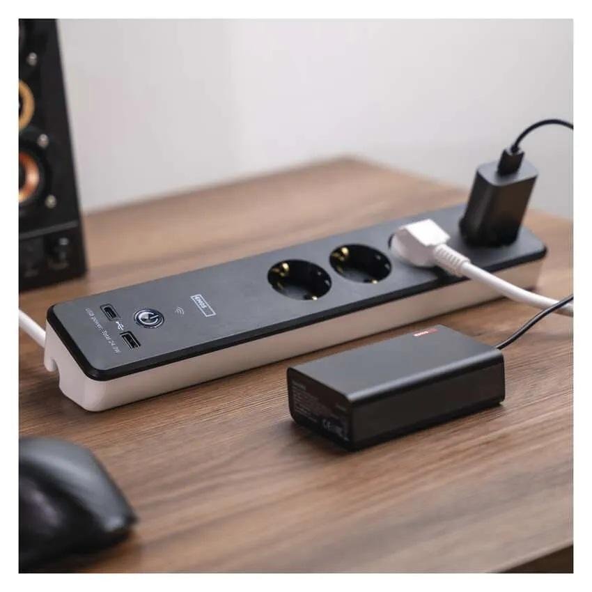 Multiprise 4x2P+E avec câble 2 mètres, bouton, avec USB A+C 3A 15W Wi-Fi GoSmart EMOS