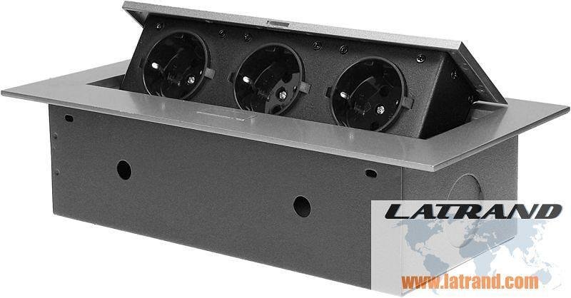 Boîte de meubles pour encastrement avec 3 contacts Schuko ORNO - OR-AE-1371(GS)/G