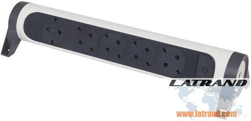Regleta BLANCA 5x2P+E sin cable Premium NUEVA Legrand 694546