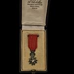 France mignon of the order of the legion of honor with diamonds