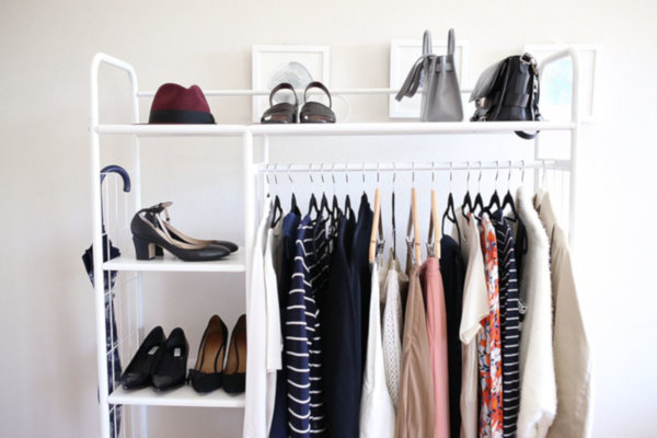 Капсулен гардероб – идеалното решение на въпроса „Какво да облека?“