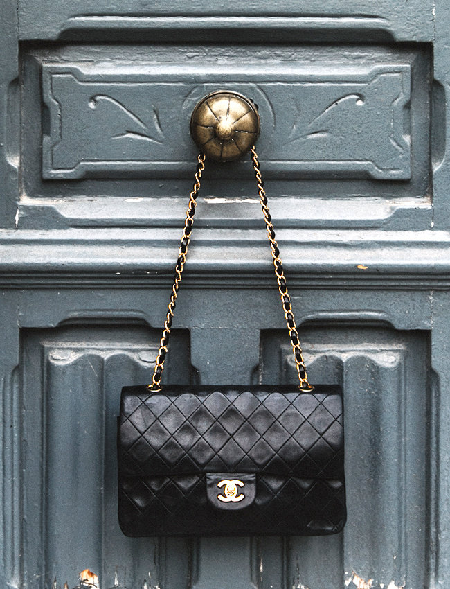 Чанта Chanel модел 2.55