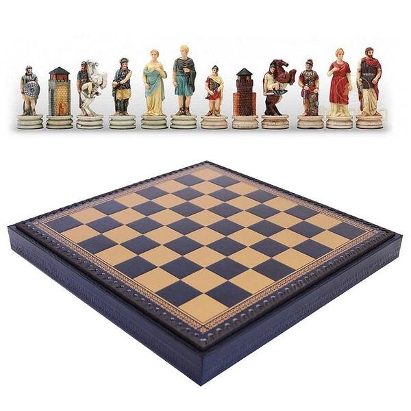 Италиански комплект шах и табла Italfama - Greeks vs Romans, кожена кутия, 35 x 35 см