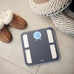 Везна Beurer BF 195 diagnostic bathroom scale с кръгъл дисплей, 5 нива на физическа активност и 10 места на потребителската памет