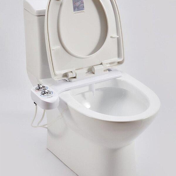 Приставка биде за тоалетна чиния с дюза за гореща...