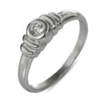 Годежен пръстен бяло злато с диамант 0.10 ct.