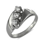 Годежен пръстен бяло злато с диамант 0.30 tcw