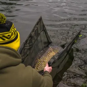 Плуващ карп сак - слинг AVID CARP Camo Recovery Sling, XL размер