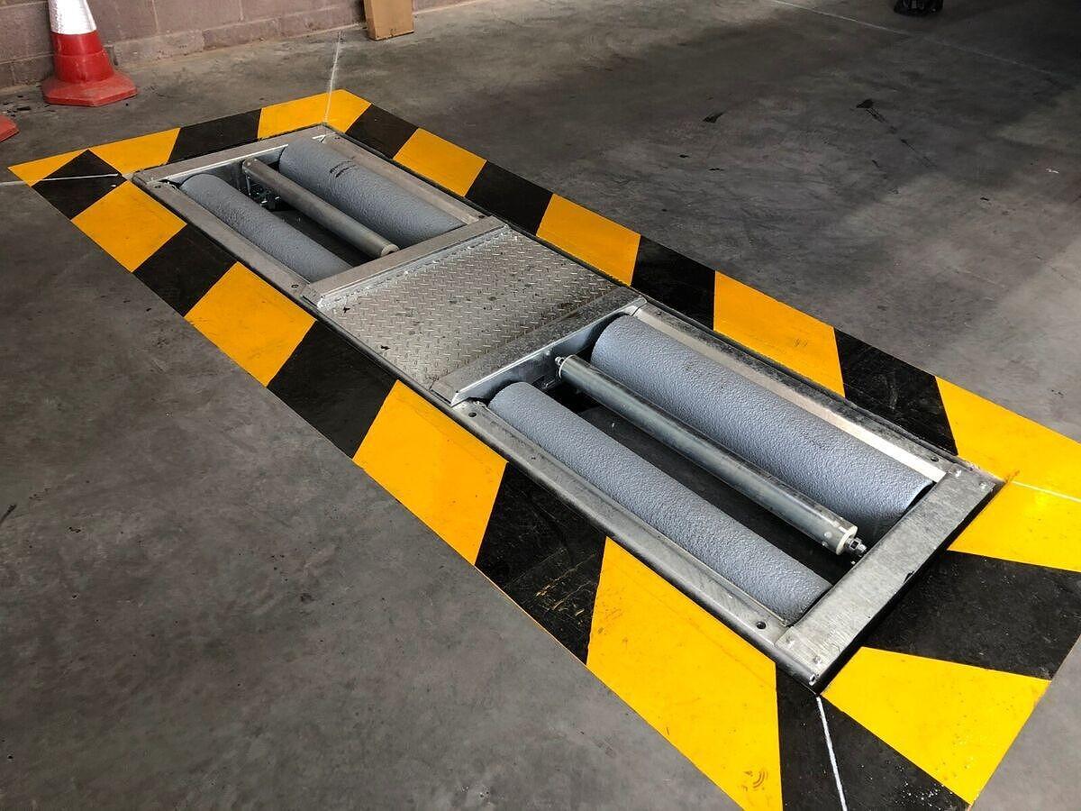 Serviciu resapare role asfaltice