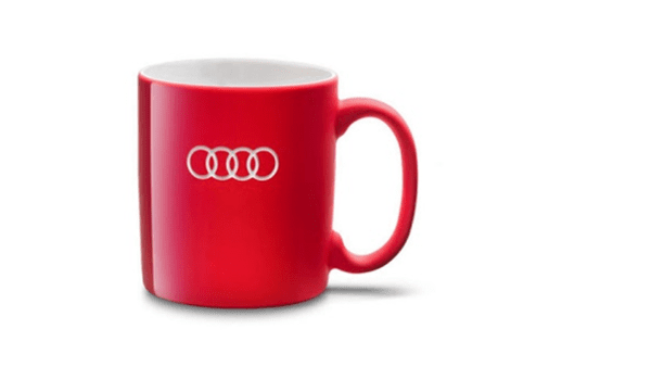 Чаша с емблемата Audi