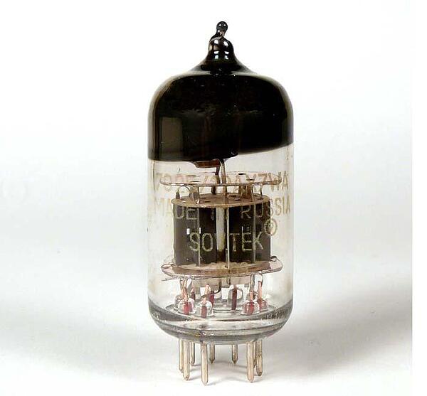 Sovtek 12AX7WA Preamp Tube