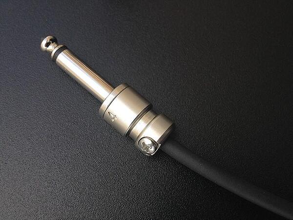 SquarePlug SPS4, Short 1/4" TS Patch Connector