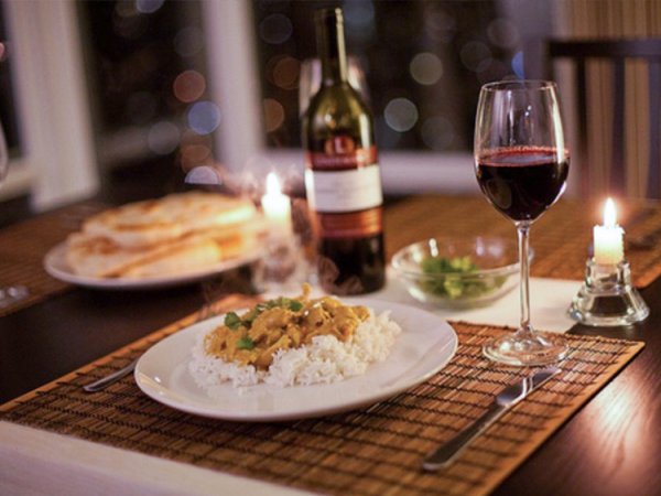 Вкусна вечеря за двама или четирима в уютна атмосфера. Вкусна вечеря за двама или четирима в уютна атмосфера.