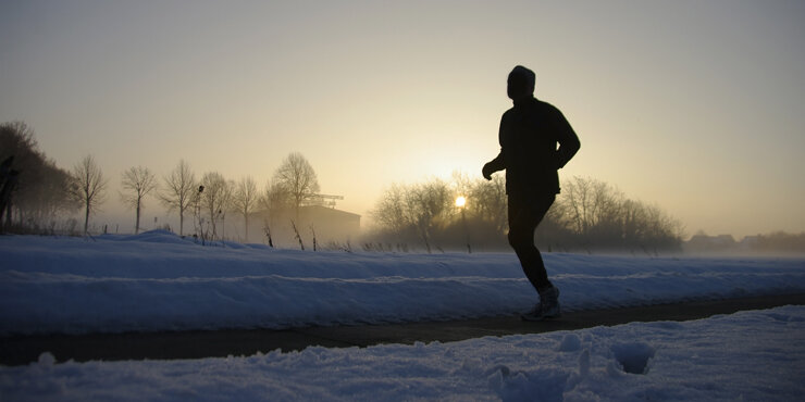 Защо да тренираме рано сутрин през зимата?