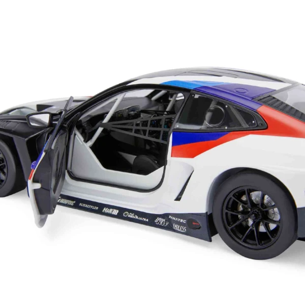 BMW M4 GT3 2021  1:18